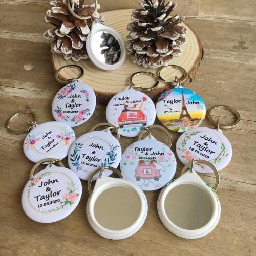 50pcs Personalized name date Keychain with Mirror Custom Wedding Favors And Gifts Wedding Gifts For Guests Wedding Souvenirs