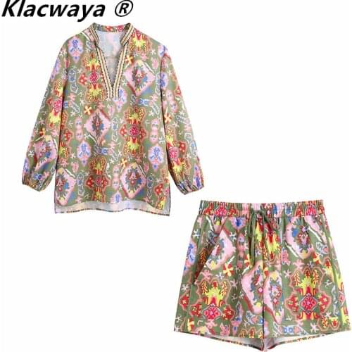 Klacwaya 2021 Women Shirts Two Pieces Set Ladies Vintage Printing V-Neck Blouses + Female Fashion High Waist Short Pants Suit