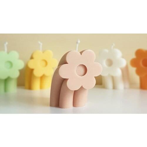 Flower Candle Mold Cylindrical Cute Heart Shaped Soy Wax Candle Making Wax Mold Creative Candle Silicone Mold Korean Style