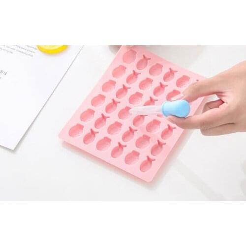 Creative silicone soft candy mold chocolate mold ice lattice mold