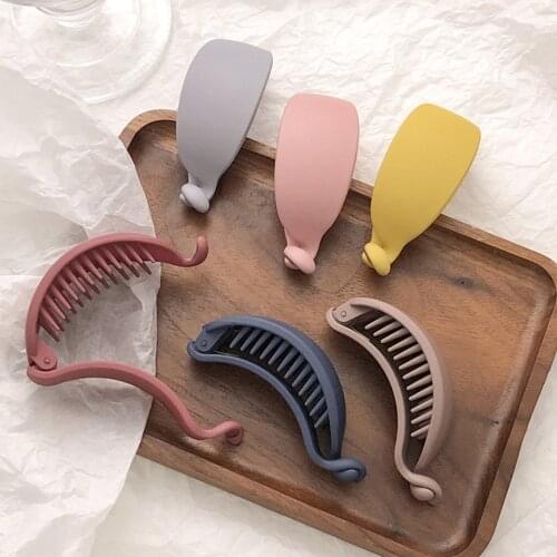 Cute Candy Color Banana Shape Hair Claw Women Girls Sweet Barrette Ponytail Holder Hairpin Fashion Hair Accessory