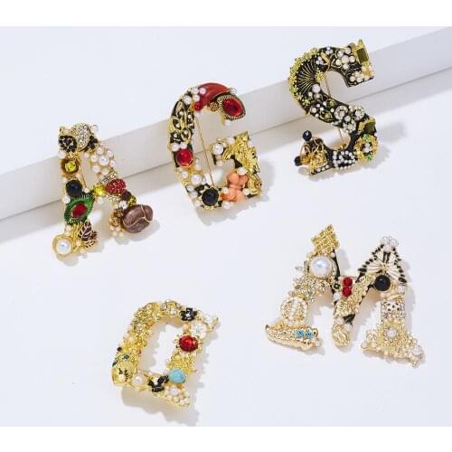 New Luxury ADGMS Letter Enamel Pearl Crystal Brooch For Girl Women Fashion Prom occasion Brooches Pin Clothes Accessories