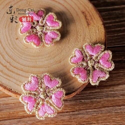 100pcs/lot 2.5cm Pink Love Heart Flower Small Shirt Dress Embroidery Patch Clothing Decoration Sewing Accessories Diy Applique