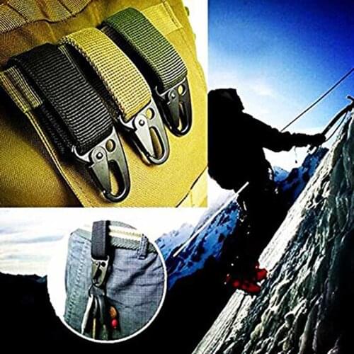 Outdoor mountaineering keychain with key ring olecranon hook lanyard carabiner clip mountaineering equipment buckle