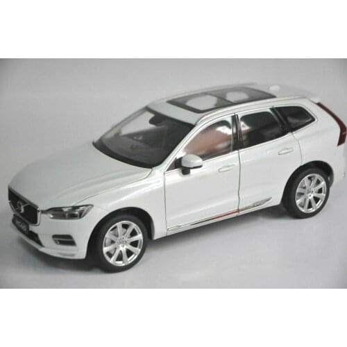 1:18 Diecast Model for Volvo XC60 XC 2018 White SUV Alloy Toy Car Miniature Collection Gifts XC 60
