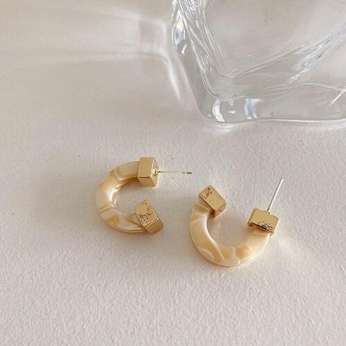 Unique Design U Shape Leopard Resin Hoop earrings for Women Girls Textured Metal Geometric Open Vintage earrings Jewelry Gifts