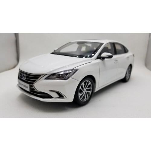 1:18 Diecast Model for Changan Yidong Eado 2018 Sedan Alloy Toy Car Miniature Collection Gifts