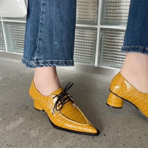 2022 New Brand Women Pumps Fashion Low Round Yellow Heel Ladies Slingback Pointed Toe Slip On Oxford Shoes Casual Office Shoe