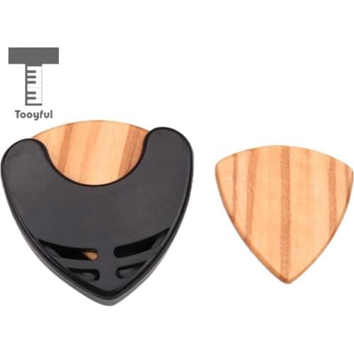 Tooyful Acoustic Guitar 2x Pick Plectrum w/Holder Heart Shaped for Guitar Lovers