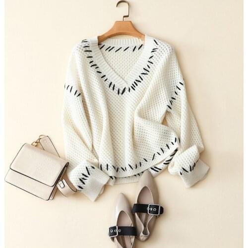 Designer Women Sweater 2019 High Quality 100% Cashmere England Style V-Neck Solid Loose Fashion Pullover Women Top Knit