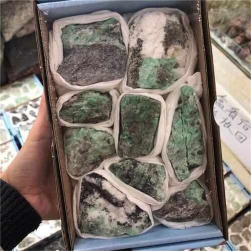 Natural gemstone green emerald rough raw mineral specimens stones set for sale