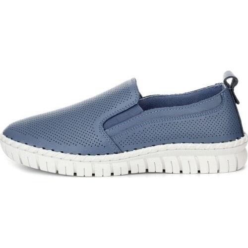 QUATTROCOMFORTO Women's Slip-ons