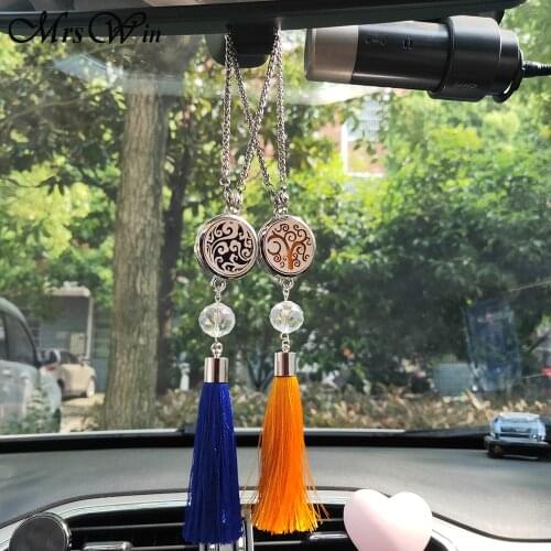 Aromatherapy Car Ornaments Pendant Lotus Flowers Essential Oil Diffuser Locket Pendant with Tassel Perfume Ornaments Jewelry