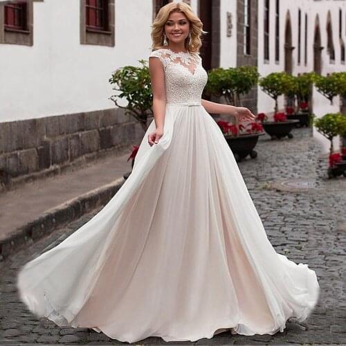 Hot Sale Tulle Wedding Dress A-Line Gown with Scoop Lace Neckline Sleeveless Bridal Gowns 2021 Lace Up Back