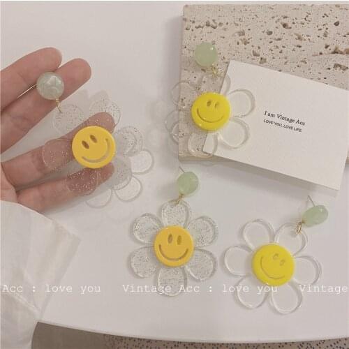 Korean Retro Cute Geometric Smiley Earrings Girl Flower Yellow Acrylic Earrings Cartoon Transparent Personality Earrings Tide