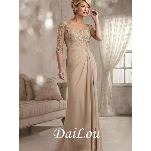 Sheath / Column Mother of the Bride Dress Plus Size Sexy See Through V Neck Floor Length Chiffon Lace Half Sleeve with Lace 2021