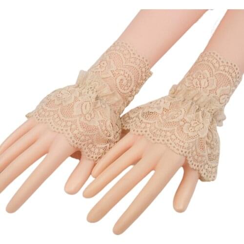 Women Hollow Out Crochet Floral Lace Wrist Cuffs Ruffles Detachable Fake Sleeves Stretch Bracelet Fingerless Gloves