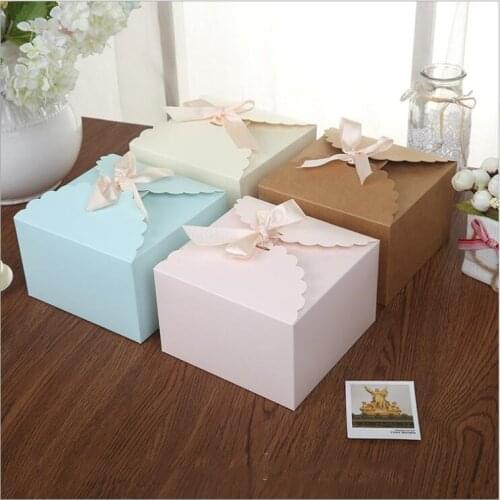 20pcs 14.5x14.5x9cm Small Candy Box Square Paper Gift Box With Ribbon Brown Pink Blue Cardboard Cookie Box Party Supplies