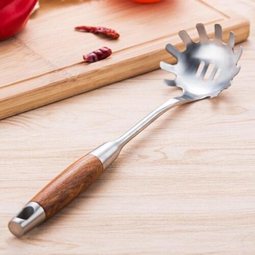 Pasta Server Spoon With Wooden Handle Durable Food Grade Stainless Steel Heat Resistant Kitchen Noodles Server For Noodles Meat