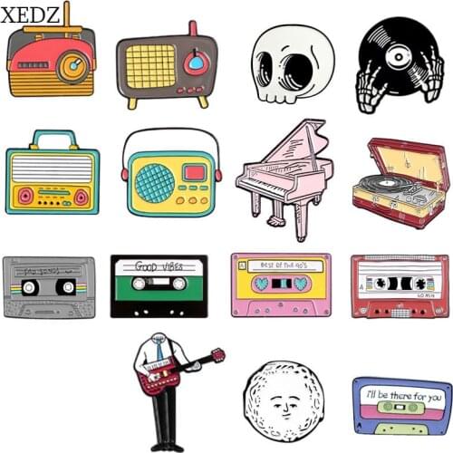 XEDZ New Tape Recorder Record Brooch Fashion Personality Childhood Commemorative Edition Music Series Badge Jeans Pendant Jewelr