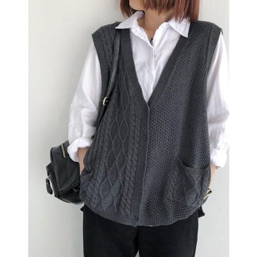 Womens Knitted Vest Spring And Autumn New Literary Loose Large Size Sleeveless Waistcoat Jacket V-Neck Cardigan Trend Top zh753