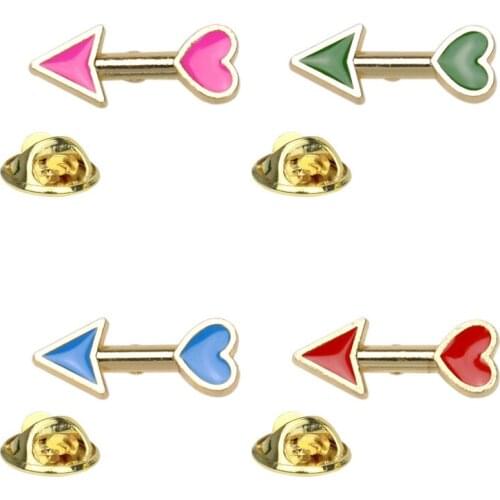 New Cartoon Qiu Bite arrow heart arrow brooch collar pin couple accessories clothes mini badge 2020 cute gift