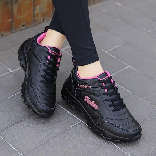 Tennis Shoes For Men Sneakers Breathable Leather Outdoor Lace Up Athletic Shoes Wear-resistant Men Sport Shoes Chaussure Homme