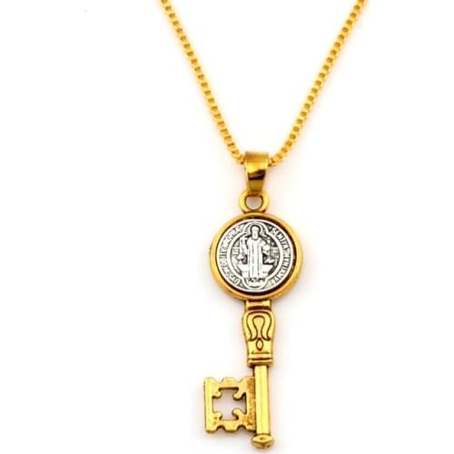 20pcs 2colors Saint Benedict Medal Cross Key Alloy Charms Travel Protection Pendants Necklaces