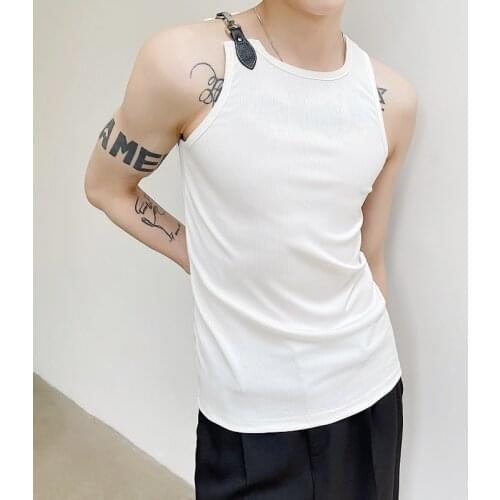 Large summer personalized metal button, slim and versatile knitted vest, mens Japanese solid color top fashion