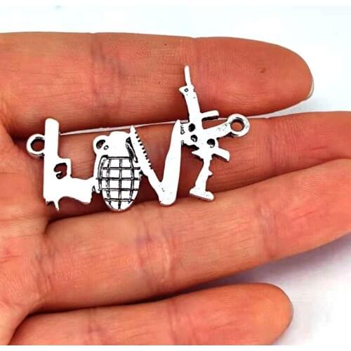 Hzew 5pcs child gift pendant love shape pistol saber Submachine gun pendant charm for women man Accessories