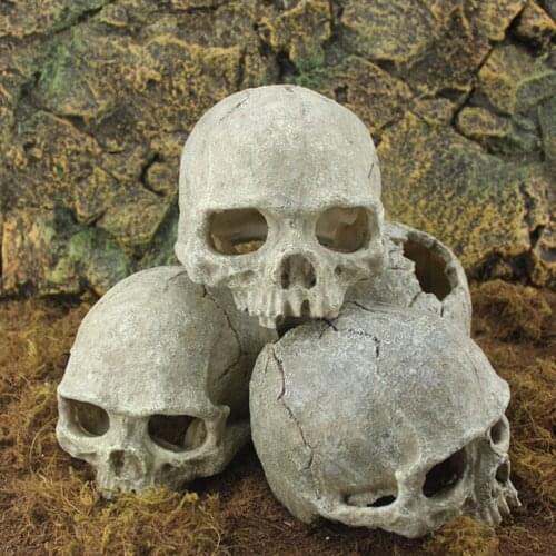 5.5 inch Aquarium Resin Spooky Hollow Skull Head Cave Ornament Resin Crafts for Aquarium Fish Tank Landscape Decoration