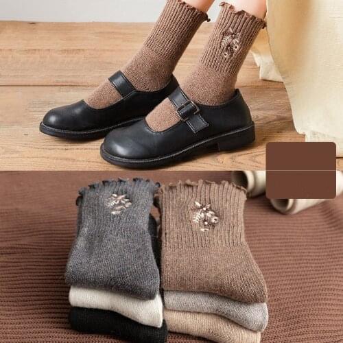 Hot Fashion Floral Embroidery Woman Socks Winter Warmer Thick Wool Long Sock Harajuku Retro Vintage Thermal Cashmere Ruffle Sock
