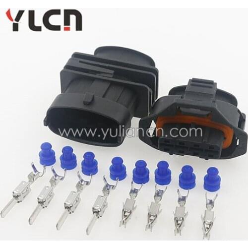 Connector automotive connector with 4 hole sheath car terminal