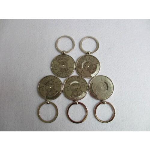 10PCS Fashionable modish ornament Mini Perpetual Calendar Keychain Ring Metal Keyring 50 Years Metal Calendar Key chain B002