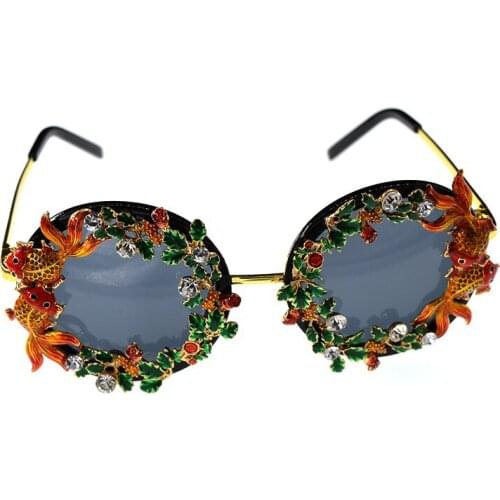 Women Round Crystal Fish Sunglasses Brand Designer Luxury Rhinestones Sun Glasses High Quality Shades Oculos