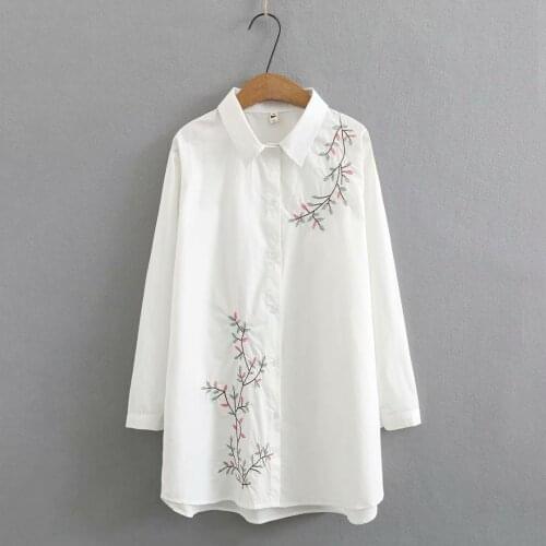 Womens oversize shirt turn-down collar embroidery cotton tops women 2021 spring autumn Casual Mid-length white loose Blouses