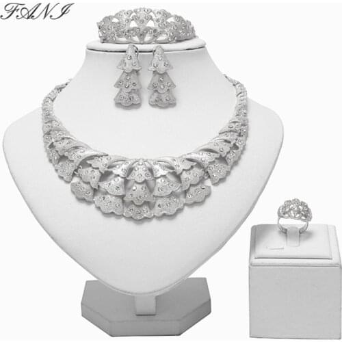 Fani 2019 Dubai gold/sliver plated Jewelry Set Wholesale Nigerian woman accessories jewelry set African Bridal Jewelry Set