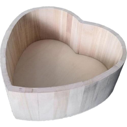 Baby Photography Props Wooden Heart Shape Box Newborn Infants Photo Posing Shooting Prop Accessories