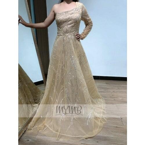 2021Gorgerous Exclusive One Sleeve Evening Prom Dress Full Lace Applique Nude A Line Summer Evening Gown For Bride Plus Size