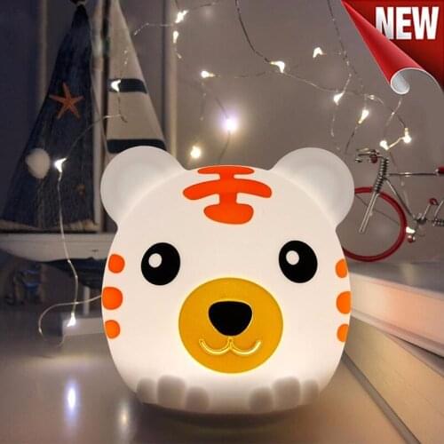 LUCHO Glowing Toys