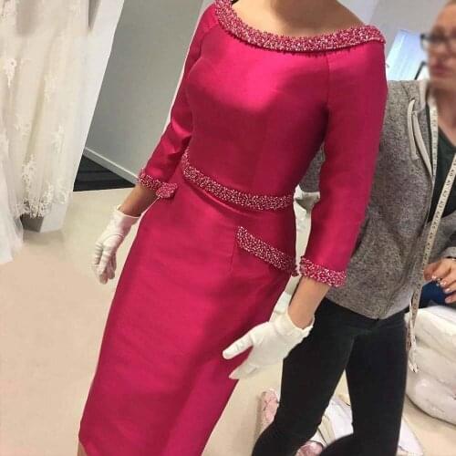 Elegant Sheath Mother of Bride Dress Satin knee Length Three Quarter Sleeves Beading Woman Formal Wedding Party Gown
