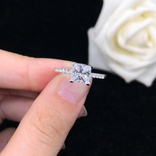 Solid Platinum PT950 1CT Princess Cut Moissanite Diamond Ring Birthday Gift Beautiful Box Test Natural Certificate
