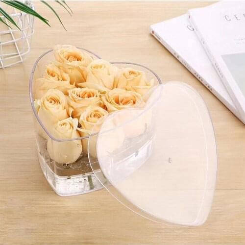 Creative Acrylic Heart Shaped 9 Holes Flower Box Waterproof Acrylic Rose Box Valentines Day Gift Box With Transparent Cover