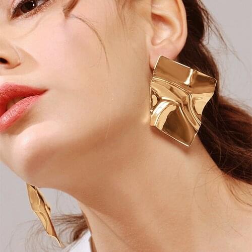 LOVR Vintage Fashion Earrings For Women Bohemian Statement Set Dangle Drop Earring 2021 Geometric Irregular Female Party Jewelry
