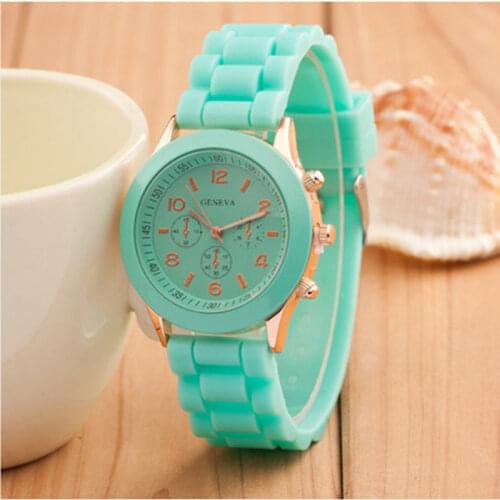 Silicone Strap Analog Quartz Luxury Wrist Watch Jelly Gel Quartz Wristwatches Rubber Sport Watch Valentine Gift for Ladies Child