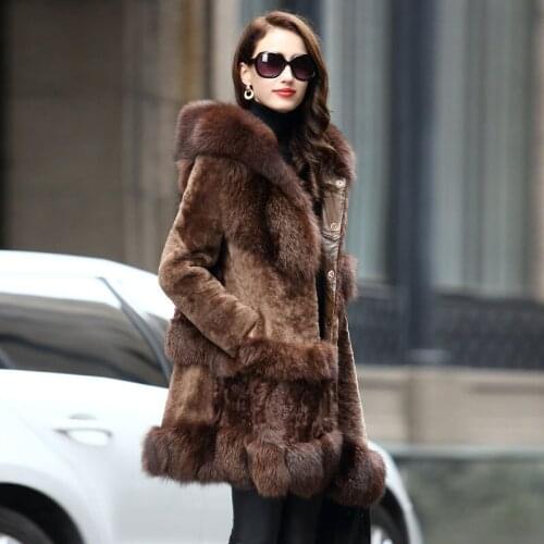 2020 Natural Coat Clothes Sheep Shearing Fox Collar Parka Real Fur Leather Jacket Women TOTGG96 YY2259