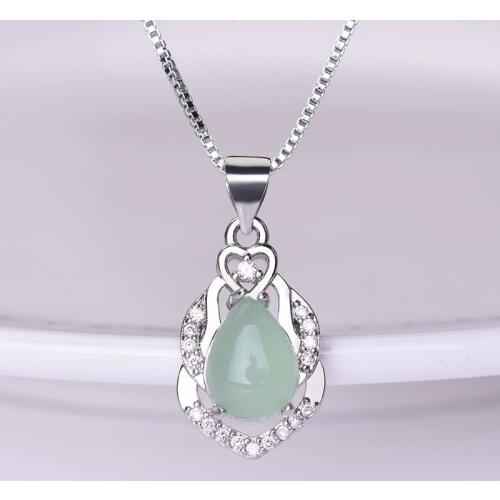 Hot Sale Charms Green Natural Stone Pendant Angel Water Drop Statement Jewelry For Women Fashion Necklace