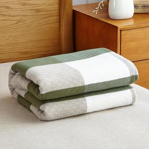 100% Cotton Yarn knitted Pink Blue Green Plaid Blanket On the Bed for Full Queen Size Bedsheet Soft Blanket on Sale wholesale