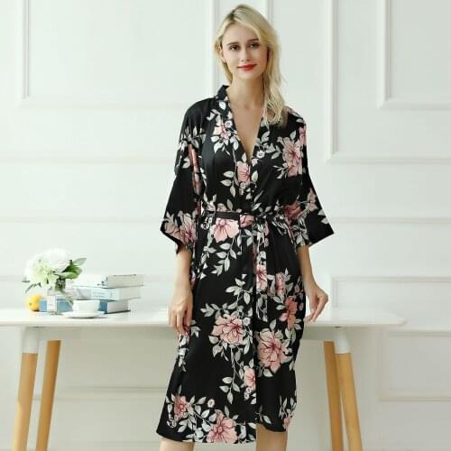 Black Silky Wedding Bride Bridesmaid Robe Dressing Gown Sexy Women Bathrobe Nightgown Short Sleepwear Casual Flower Print Kimono