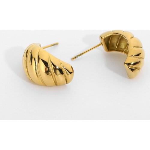 Popular Croissant Stud Earrings For Women Stylish 18K Gold Plated Stainless Steel Post Earrings Jewelry Accessories